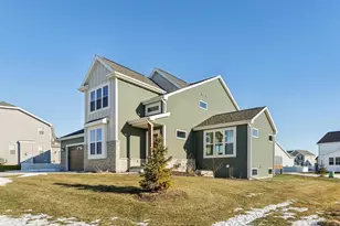 546 Buss Rd, Cottage Grove, WI 53527 - Photo 3