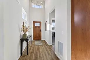 546 Buss Rd, Cottage Grove, WI 53527 - Photo 3