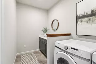 546 Buss Rd, Cottage Grove, WI 53527 - Photo 11