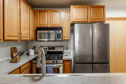 360 W Washington Avenue #614, Madison, WI 53703 - Photo 19