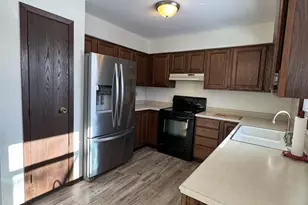 3506 Greenwood Dr, Janesville, WI 53546 - Photo 11