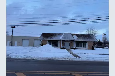 35 N Walker Way, Sun Prairie, WI 53590 - Photo 1