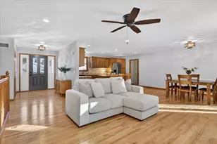 60 Spruce St, Edgerton, WI 53534 - Photo 3