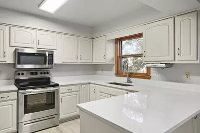 5519 Milwaukee Street, Mcfarland, WI 53558 - Photo 13