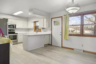 5519 Milwaukee Street, Mcfarland, WI 53558 - Photo 17