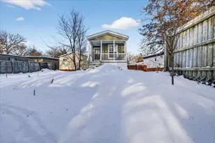 96 Falling Creek Cir, Janesville, WI 53548 - Photo 27