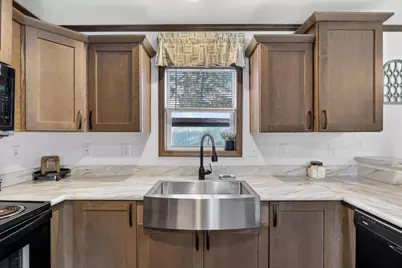 96 Falling Creek Circle #96, Janesville, WI 53548 - Photo 13