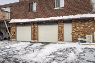 614 Bowers Blvd, Delavan, WI 53115 - Photo 3