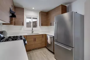 614 Bowers Blvd, Delavan, WI 53115 - Photo 9