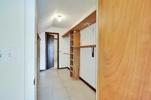 3817 Lexington Dr, Middleton, WI 53562 - Photo 39