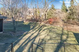 3817 Lexington Dr, Middleton, WI 53562 - Photo 7