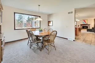 3817 Lexington Dr, Middleton, WI 53562 - Photo 13