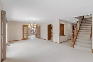 E12805 W Point Dr, Merrimac, WI 53561 - Photo 9