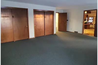 2501 Sherwood Drive, Janesville, WI 53545 - Photo 3