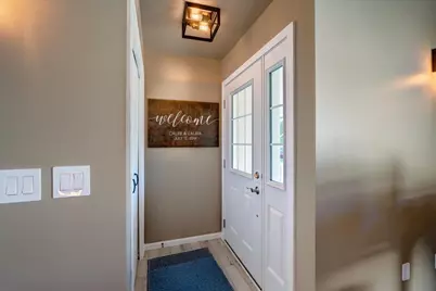 652 E Countryside Drive, Janesville, WI 53536 - Photo 5