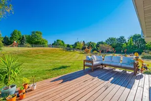 652 E Countryside Dr, Janesville, WI 53536 - Photo 43