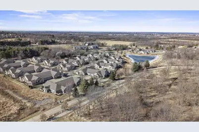 10 Pond View Way, Fitchburg, WI 53711 - Photo 9