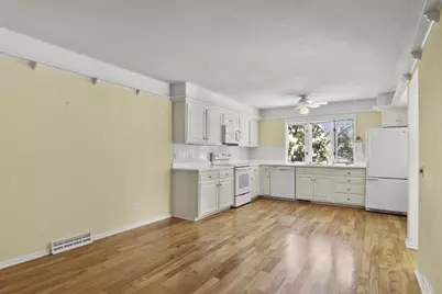 9 Winterberry Trail, Madison, WI 53717 - Photo 7