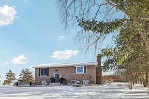 N6726 Blackhawk Rd, Portage, WI 53901 - Photo 7
