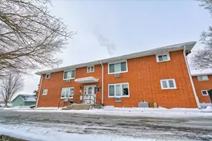 5345 Garden View Ct, Madison, WI 53713 - Photo 1