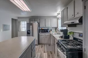 313 N Main St, Poynette, WI 53955 - Photo 13