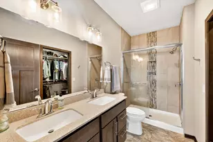 4960 Prairie Spring Ct, Waunakee, WI 53597 - Photo 23