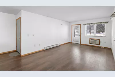 1505 Manassas Drive #50, Baraboo, WI 53913 - Photo 5