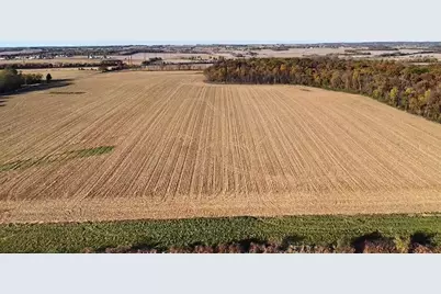 2326 S Murray Road, Janesville, WI 53548 - Photo 11