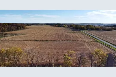 2326 S Murray Road, Janesville, WI 53548 - Photo 5