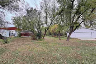 2326 S Murray Rd, Janesville, WI 53548 - Photo 17