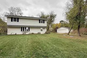 2326 S Murray Rd, Janesville, WI 53548 - Photo 13