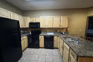 350 E Hiawatha Dr, Lake Delton, WI 53940 - Photo 7