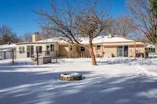 2910 Rutledge Ave, Janesville, WI 53545 - Photo 7