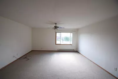 530 W Main Street, Sun Prairie, WI 53590 - Photo 27