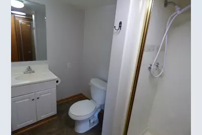 827 Garfield Avenue, Beloit, WI 53511 - Photo 13