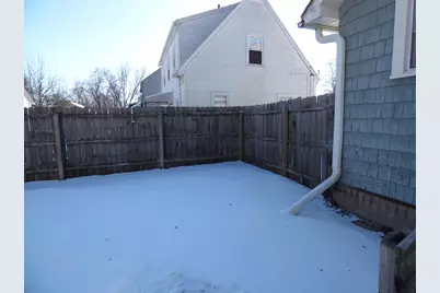 827 Garfield Avenue, Beloit, WI 53511 - Photo 29