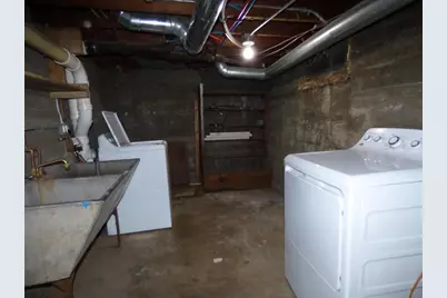 827 Garfield Avenue, Beloit, WI 53511 - Photo 21