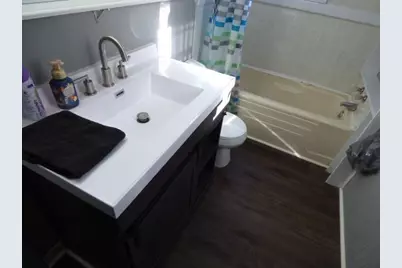 827 Garfield Avenue, Beloit, WI 53511 - Photo 11