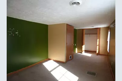 827 Garfield Avenue, Beloit, WI 53511 - Photo 15