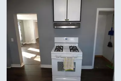 827 Garfield Avenue, Beloit, WI 53511 - Photo 5