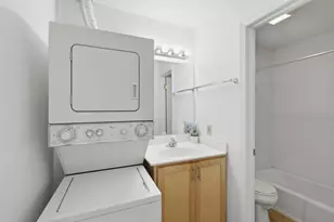 4338 Melody Ln, Madison, WI 53704 - Photo 15