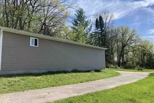5525 Portage Rd, Madison, WI 53704 - Photo 11