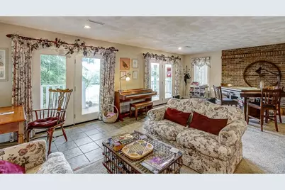 5525 Portage Road, Madison, WI 53704 - Photo 11