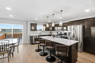 810 Blue Crane Run, Verona, WI 53593 - Photo 7