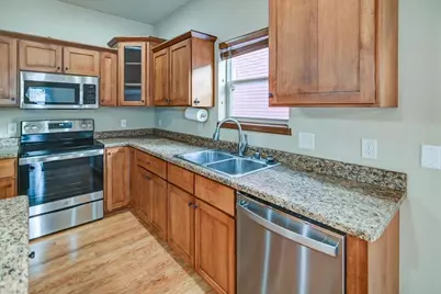 9305 Golden Hue Boulevard, Verona, WI 53593 - Photo 13