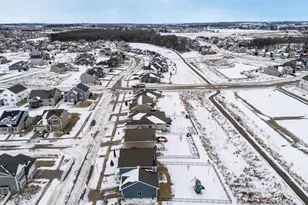 608 Burnt Sienna Dr, Middleton, WI 53562 - Photo 55