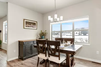 608 Burnt Sienna Drive, Middleton, WI 53562 - Photo 9