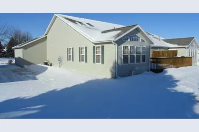 607 Malvern Hill Dr, Madison, WI 53718 - Photo 3