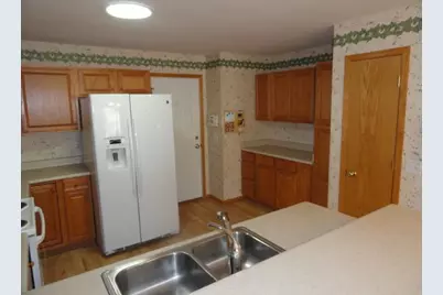 607 Malvern Hill Dr, Madison, WI 53718 - Photo 19