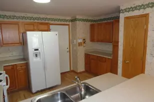 607 Malvern Hill Dr, Madison, WI 53718 - Photo 19